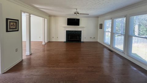 930 Cedar Bluff Trail SW