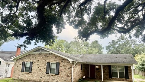 3709 Old Shell Rd