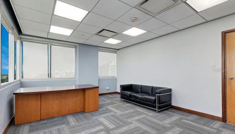 207 Calle Del Parque