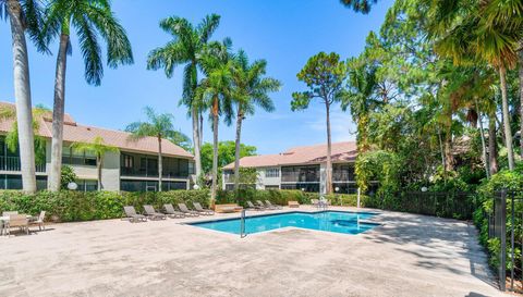 5520 Coach House Cir