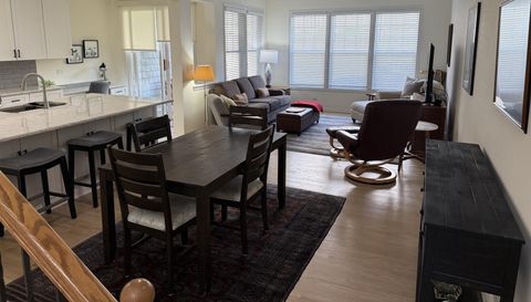 370 Sundown Ct