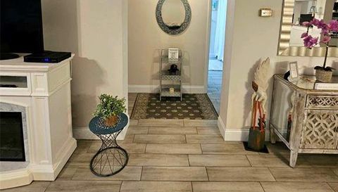 1370 Heather Ridge