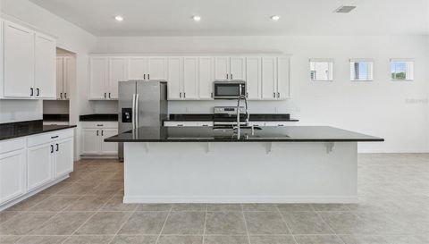 10037 AUSTRINA OAK