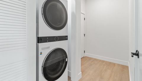 3140 N Clybourn Avenue