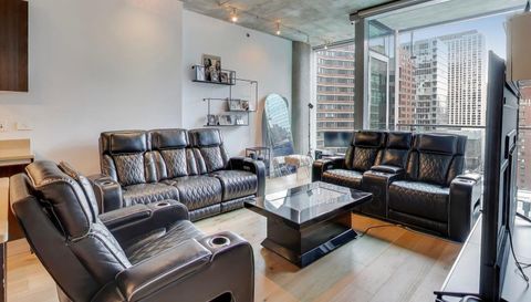 600 N Fairbanks Court