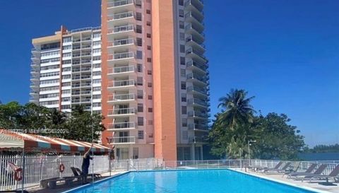 1301 Ne Miami Gardens Dr