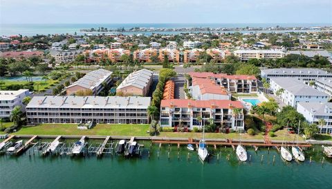 557 PINELLAS BAYWAY S