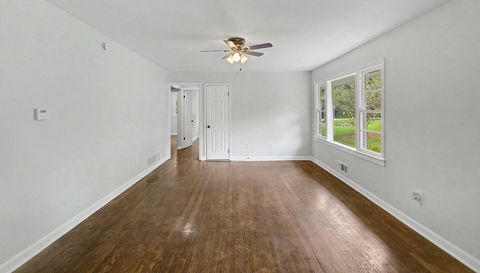 21 Nebo Dr