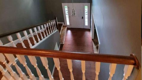 14 Country Woods Ct