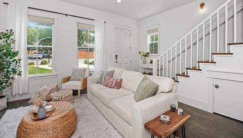 3206 Garden Villa LN