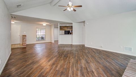 16035 Hollow Rock Dr