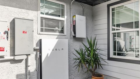 28042 LINDENHURST DRIVE