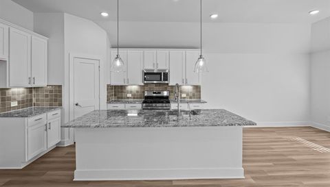 562 Bluebell Maiden Ct