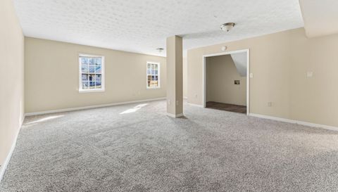 2653 Laurel Woods Ln SE