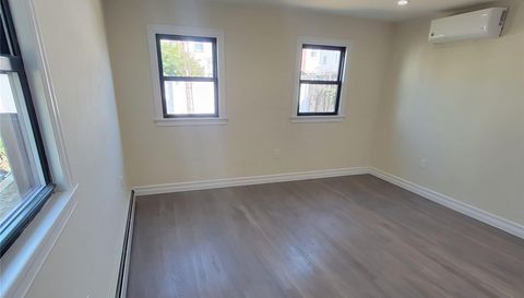 144-11 167th St