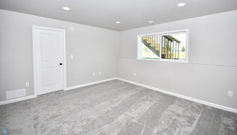 2387 Eagle Valley Drive S