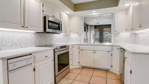 1304 Hi Circle North DR