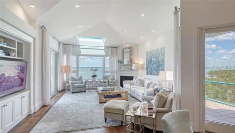 340 GULF OF MEXICO DRIVE