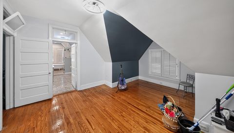 425 Roanoke Ave