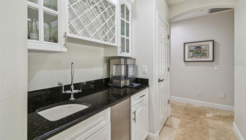 17003 MADRES DE AVILA