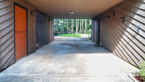 612 Tom Smith Rd SW
