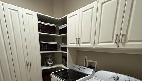 4916 Grey Oaks Villas Dr