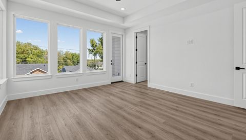 511 Avenue J