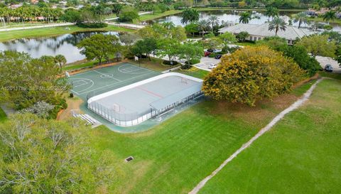 624 Bald Cypress Rd