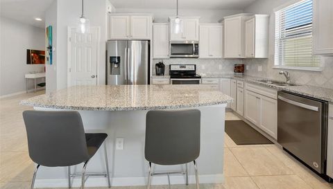 8897 Hinsdale Heights