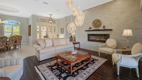 2123 Calusa Lakes