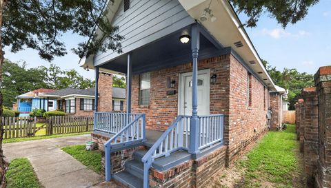 967 Texas St