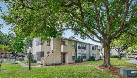 2929 ANTIQUE OAKS CIRCLE