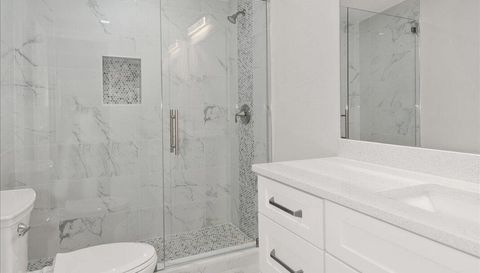 1119 Periwinkle Way Unit 355