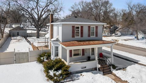 330 Riverside Avenue