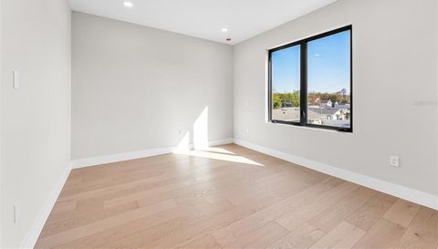 1326 W NEW HAMPSHIRE STREET