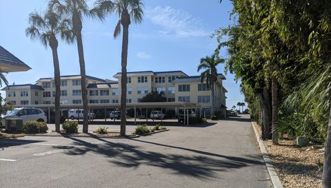 3806 Gulf Of Mexico Dr