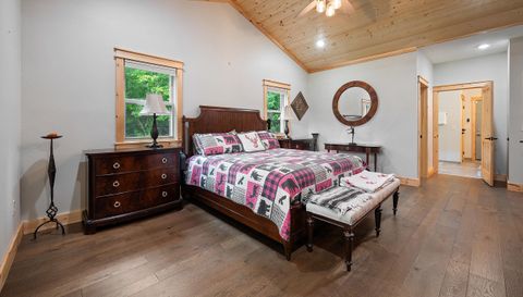 910 English Mountain Rd