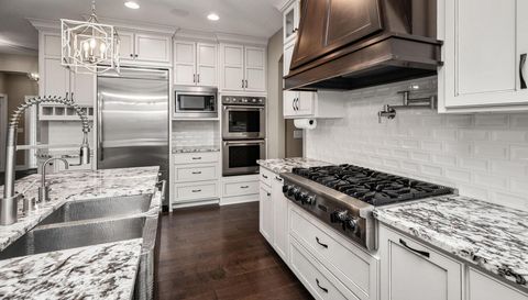 12790 Lake Vista Lane
