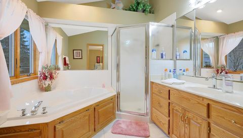 3240 139th Avenue NW