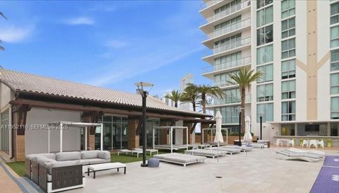 330 Sunny Isles Blvd