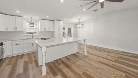 1119 Periwinkle Way Unit 355