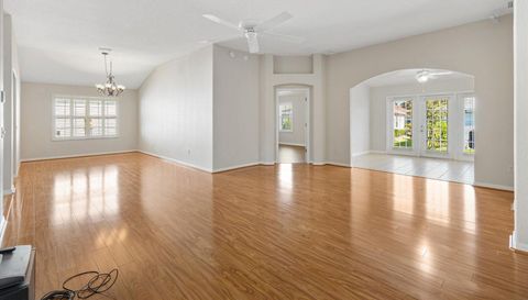 7821 SE 166th Smallwood Pl