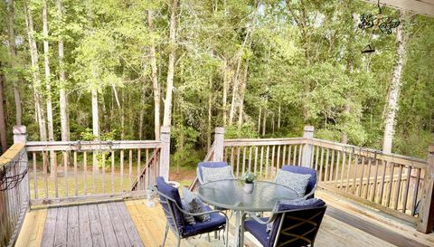 1280 Cameron Dr