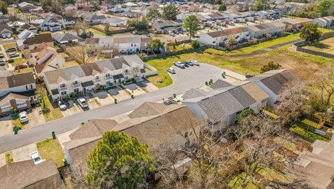 1815 Pointed Leaf Ln