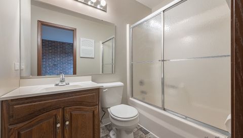 1840 W Highland Avenue