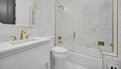 3434 W Palmer Street