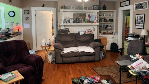 162 Brookfield-Lenox Rd