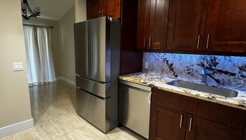 5520 Coach House Cir