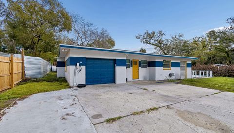 1102 E River Cove St