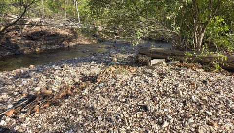 2750 Stonecrest Drive